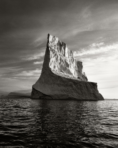 Carlos Crespo, from the series POLARIS PLATINUM, 2008
Coal pigment print, 100% coal printed on pure, acid-free cotton paper
100 cm x 125 cm
Edition of 3