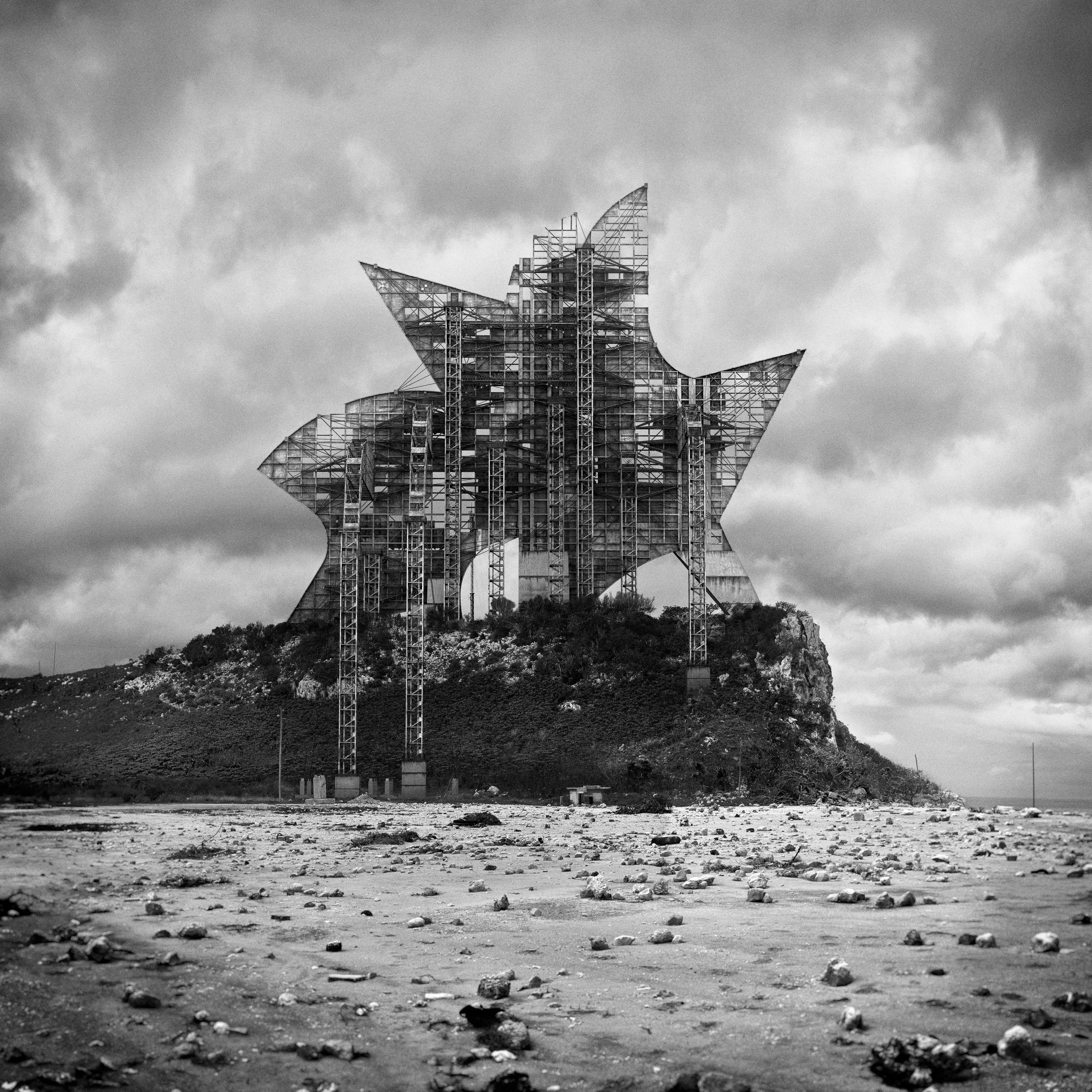 Adrián Fernández Milanés, Untitled No. 10, 2018
Inkjet print with archival pigment ink
60 x 60 cm, Edition of 5 + 1 AP
100 x 100 cm, Edition of 5 + 1 AP
150 x 150cm, Edition of 1 + 1 AP