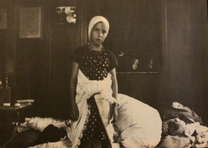 Annelies Štrba, Linda with Urs Lüthi, 1981
C-Print behind glass
49 x 74 cm 
Edition of 3