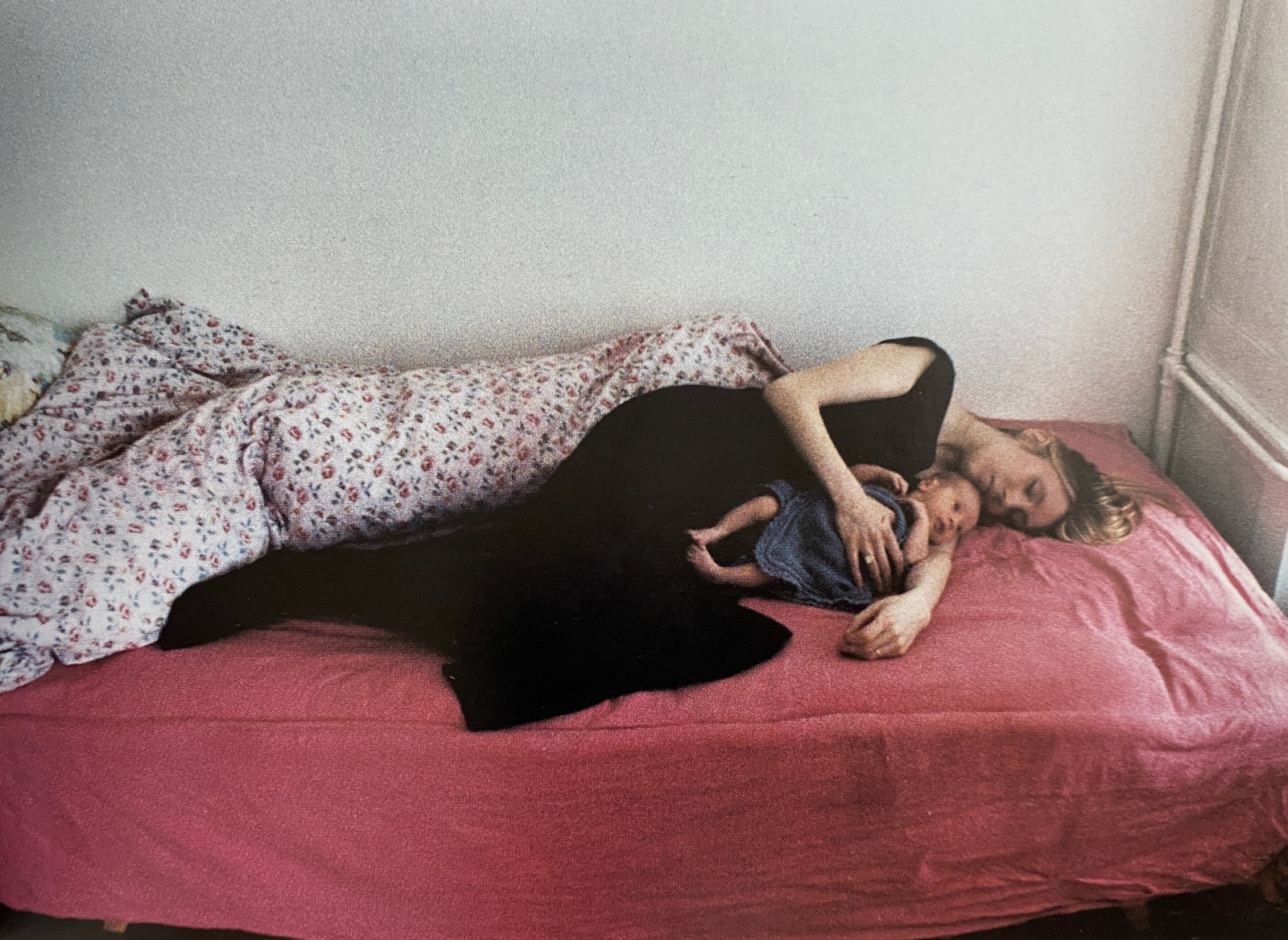 Annelies Štrba, Sonja with Samuel-Maria, 1994
C-Print behind glass
49 x 74 cm 
Edition of 3