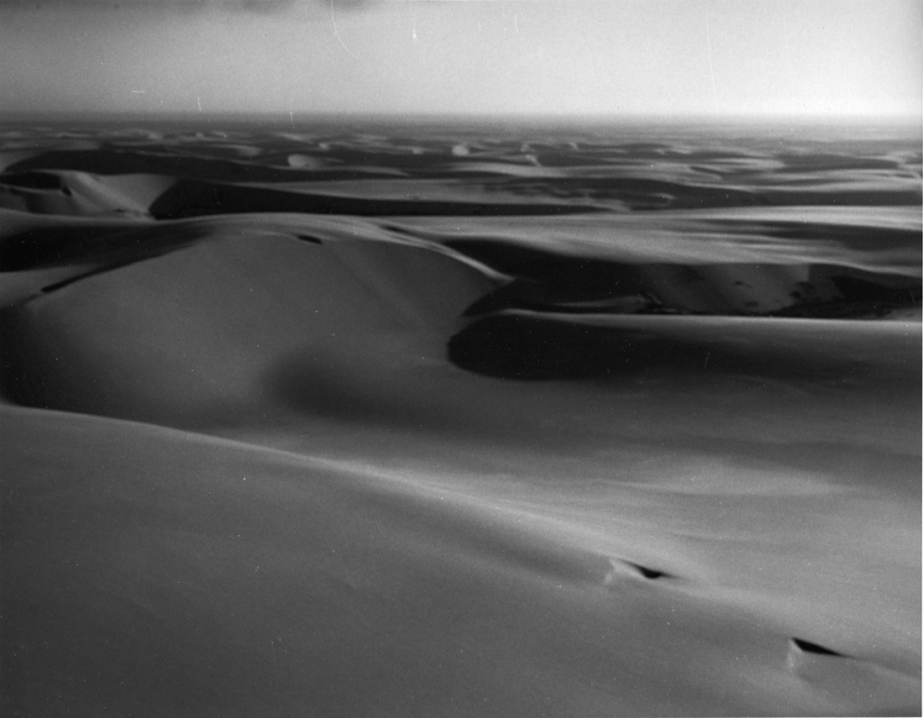 Balthasar Burkhard, Namibia 19, 2000
Gelatin silver print on baryt paper, wooden frame
100 x 125cm
Edition of 5
