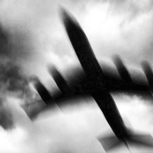 Frank Schramm, Airbus Industries A-300 on takeoff from Roissy-Charles-de-Gaulle, France, October 7, 1989
Printed on silver bromide archival black and white photographic paper
75 x 75 cm / Edition of 10 
50 x 60 cm / Edition of 20