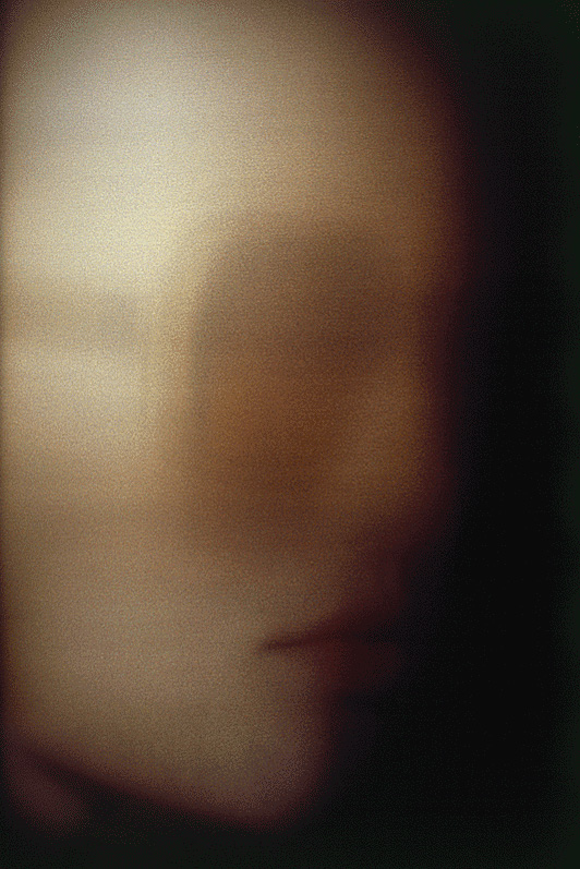 Romeo Vendrame, YT, 2009
From the series the Chemistry of Attraction
Lambda Print, between acrylic glass
118 x 80 cm
Edition of 2