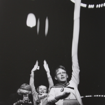 Imogen Cunningham, Self Portrait with Grandchildren in SF Funhouse, 1955