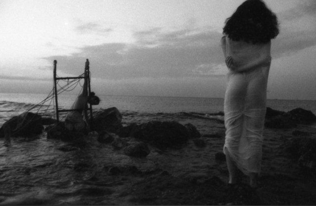 Juan Carlos Alom, They didn't die, they just left before, 1991
30 x 40 cm
Gelatin silver print
Edition of 3