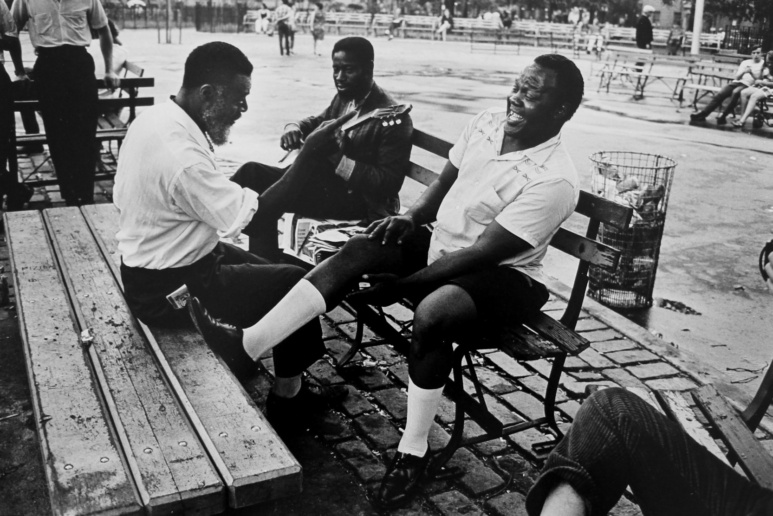 Jill Freedman, Hyde Park Speakers' Corner, London, 1969
Vintage gelatin silver print, mounted on cardboard
18,8 x 27,8 cm (image) / 44 x 33 cm (mount)
Signed and dated by photographer recto