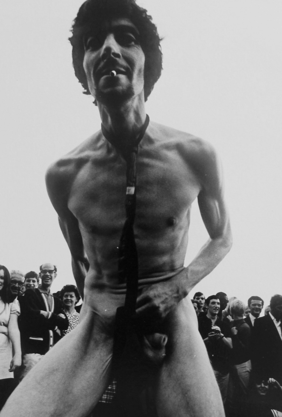 Jill Freedman, Hyde Park Speakers' Corner, London, 1969
Vintage gelatin silver print, mounted on cardboard
25,4 x 17,1 cm (image) / 44 x 33 cm (mount)
Signed and dated by photographer recto