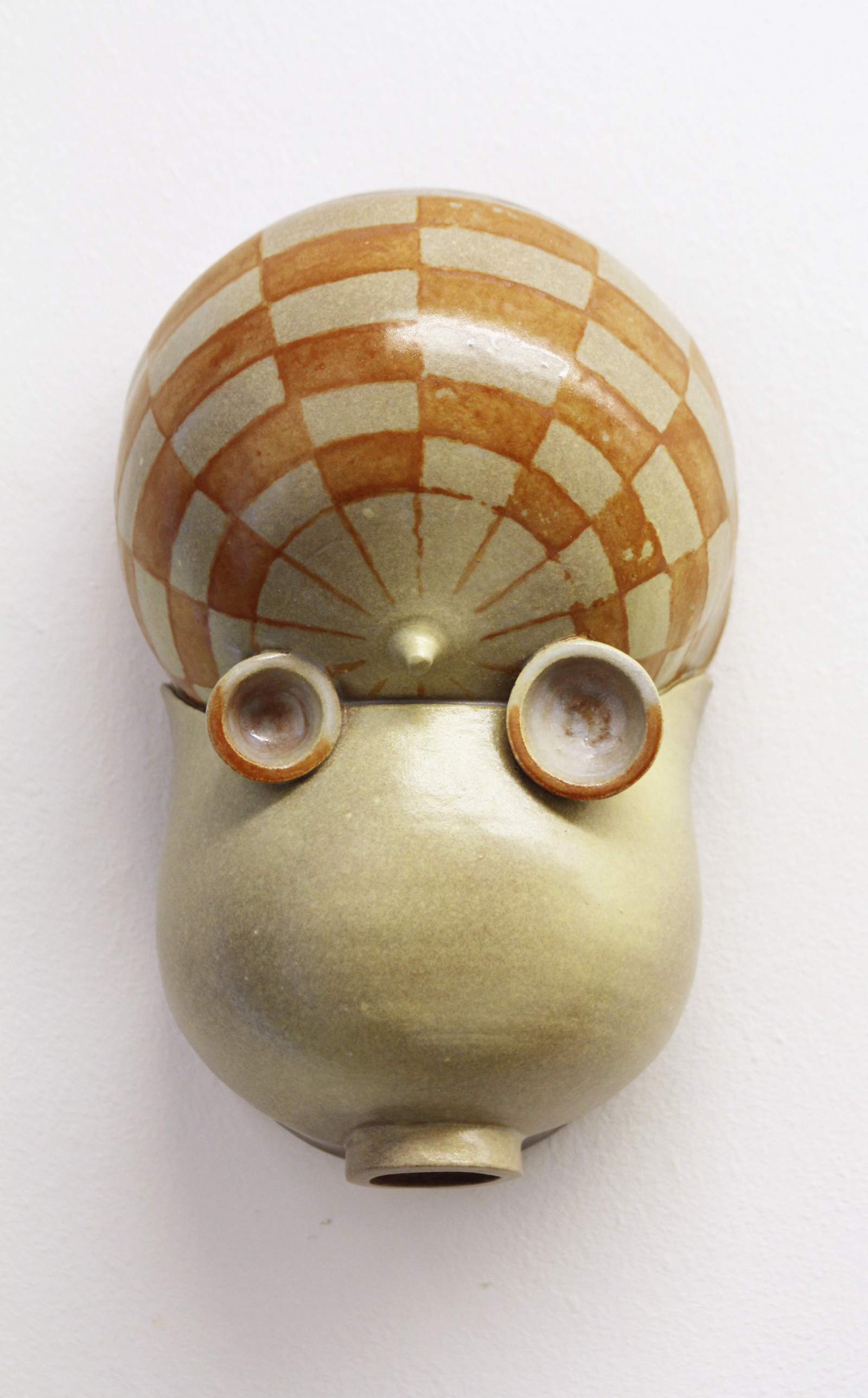 Gabi Hamm, Untitled #13, 2017-2020
Glaced clay
Height 21 cm