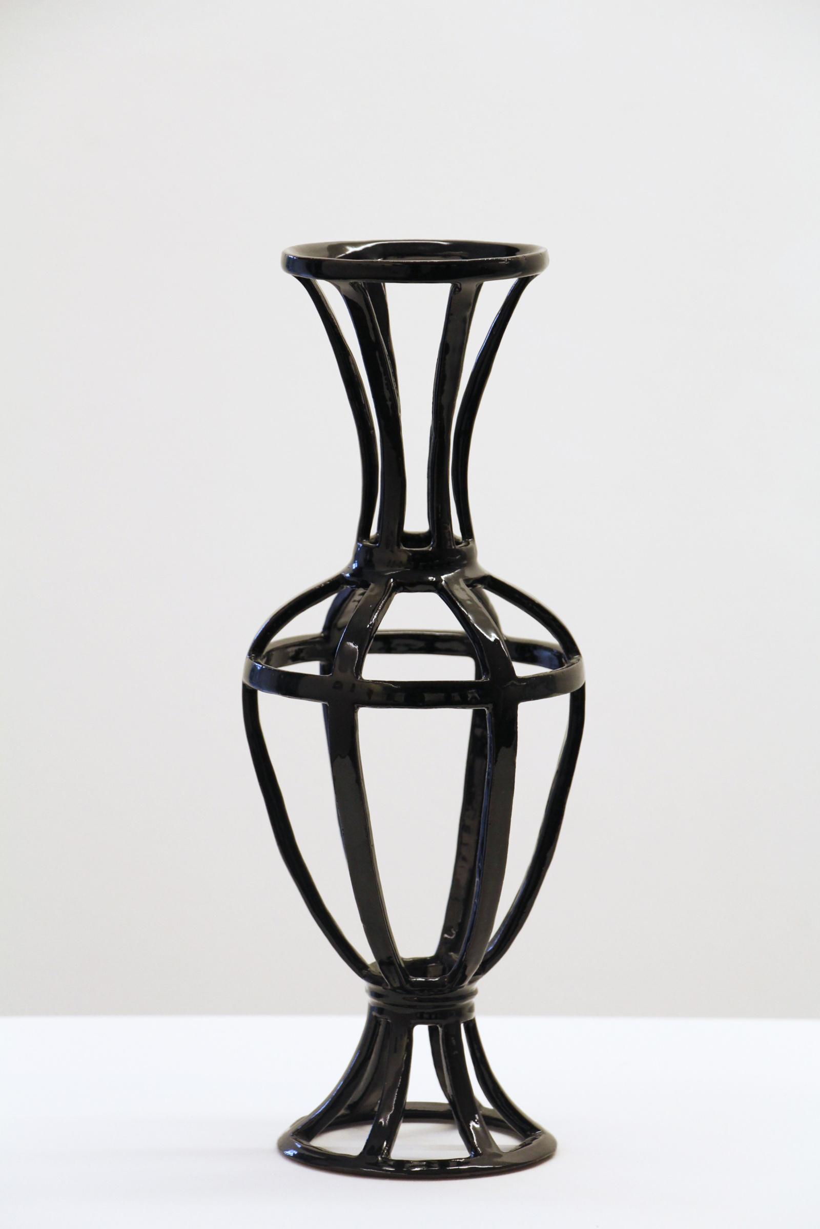 Gabi Hamm, Untitled #16, 2017-2020
Glazed clay
Height 32 cm