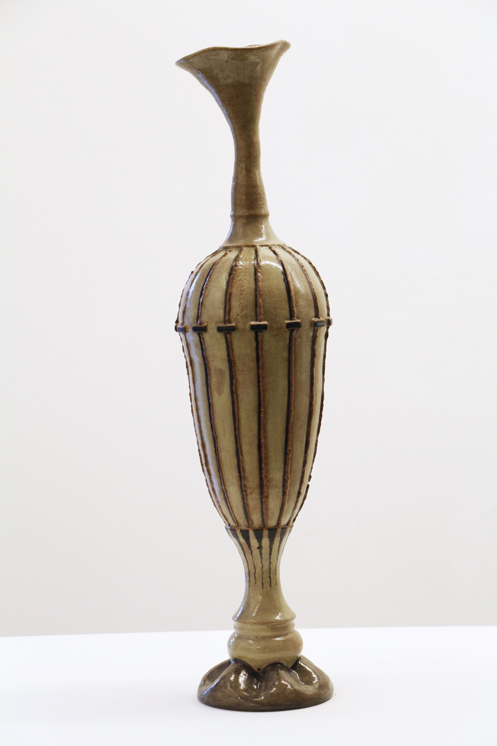Gabi Hamm, Untitled #21, 2017-2020
Glazed clay
Height 46 cm