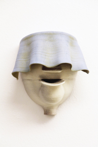Gabi Hamm, Untitled #33, 2017-2020
Glazed clay
Height 10 cm
