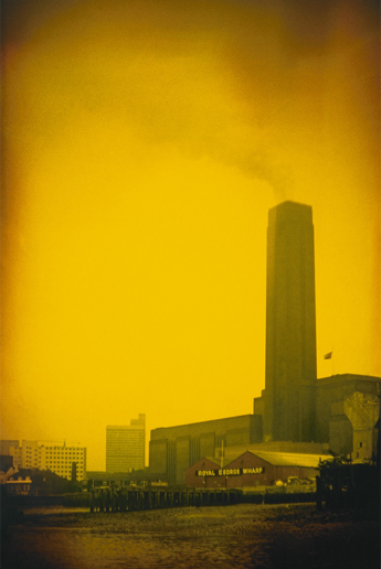 Romeo Vendrame, Wharf, 2014
Lambda Print, between acrylic glass 
90 x 60 cm 
Edition of 5