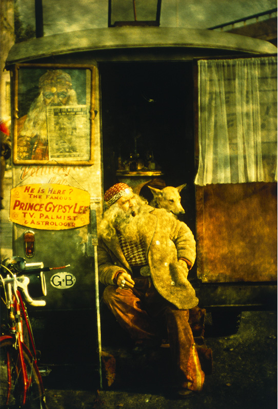 Romeo Vendrame, The Future Is Now, 2015
Lambda Print, between acrylic glass
90 x 60 cm 
Edition of 5