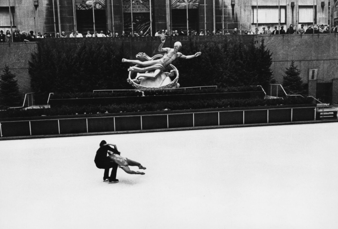Jill Freedman, Fire and Ice, 1972
Vintage gelatin silver print, mounted on cardboard
18,2 x 27,9 cm (image) / 44 x 33 cm (mount)
Signed, captioned and dated by photographer recto
