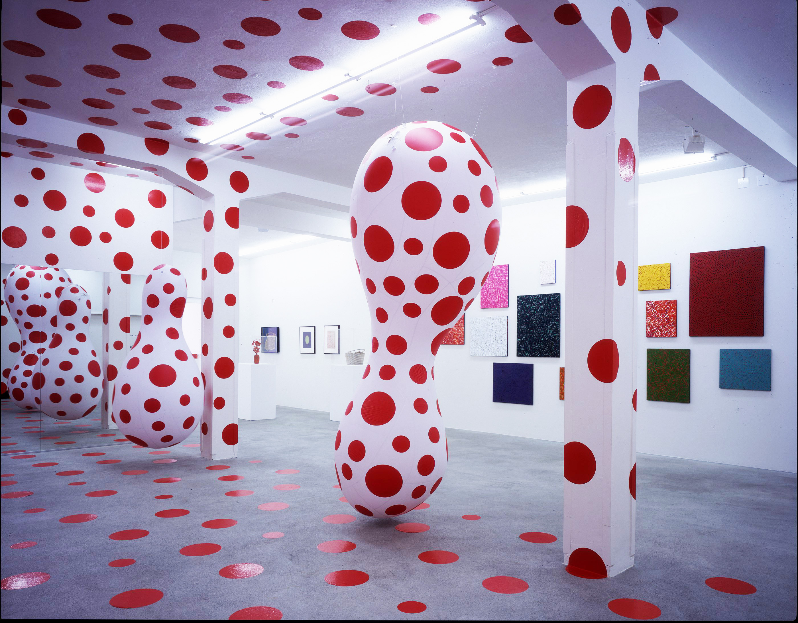 Installation view, Fabian & Claude Walter Galerie
One of the first solo exhibitions of Yayoi Kusama in Europe and the first one in Switzerland. 
