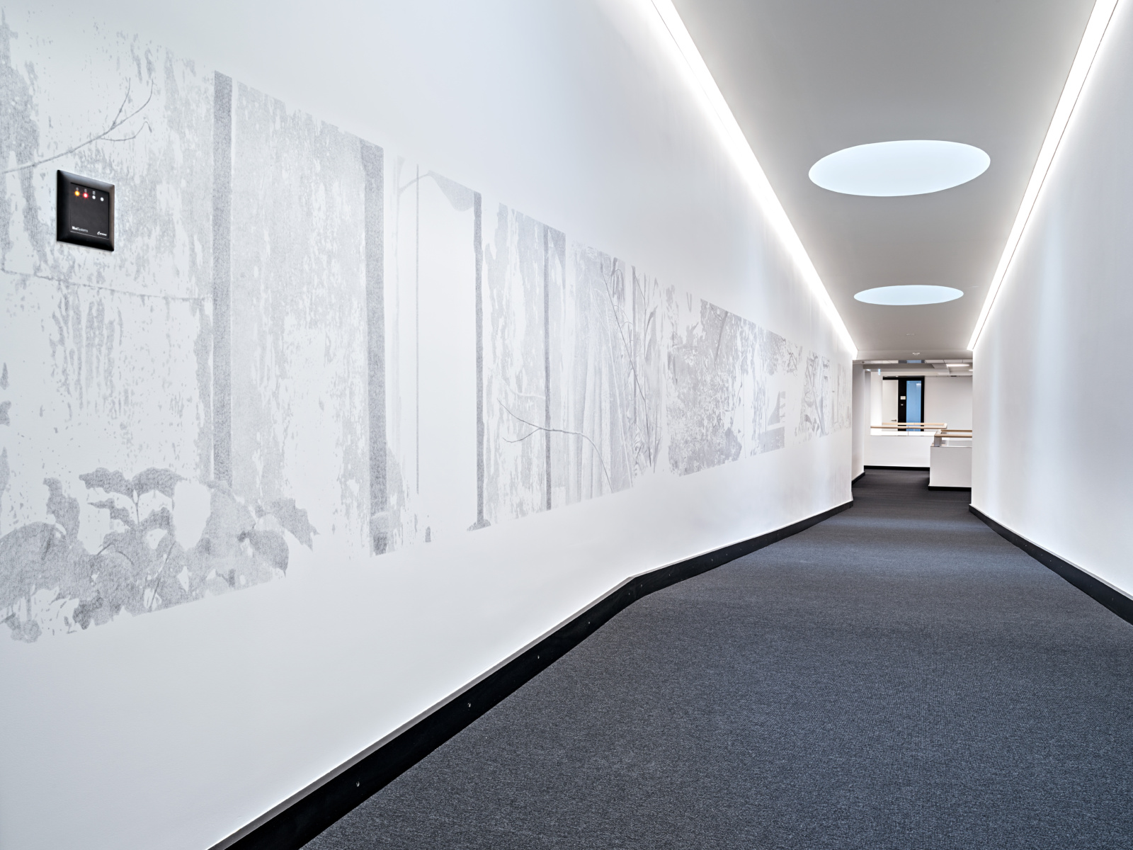 Othmar Eder, Thurgauer Kantonalbank TKB, Weinfelden, Switzerland
Architecture by Spühler Partner Architekten, Zurich, Switzerland