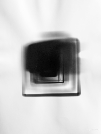 Roger Humbert, Untitled (Photogram #35), 2002
Photogram on Baryta Paper (Ilford Galerie F3)
40,5 x 30,5 cm
Original