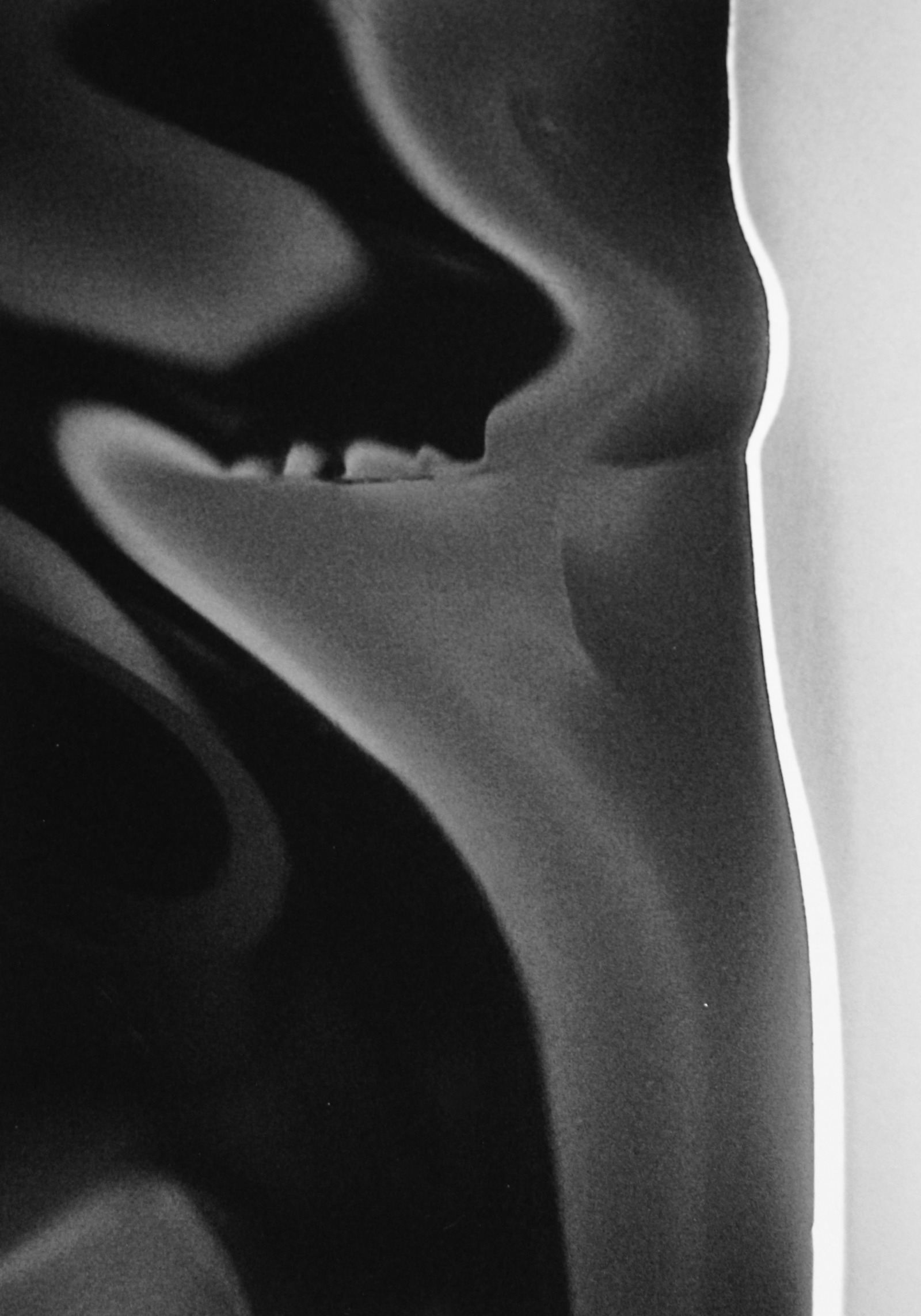 Roger Humbert, Untitled (Concrete Photography Digital #6), 2008
Fine Art Print
26,5 x 18,5 cm (image)
30 x 21 cm (sheet)