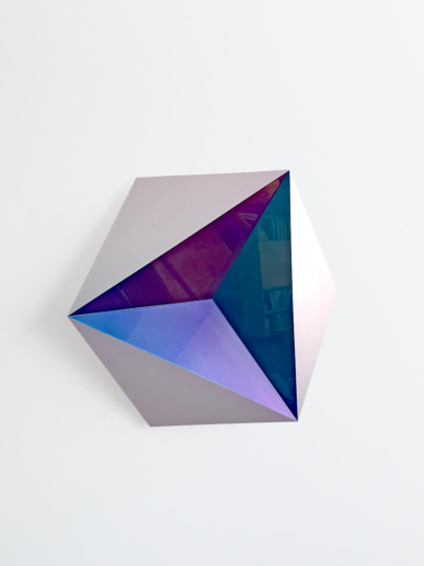 Hanna Roeckle, Rosetta B Outdoor, 2021
Lacquer on GRP 
75 x 75 x 16 cm 