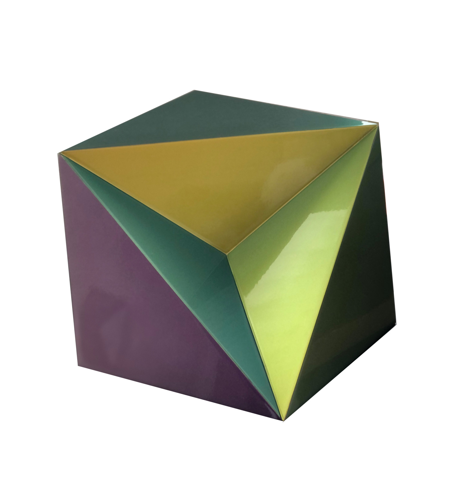 Hanna Roeckle, Rosetta S, 2021
Rosetta S, 2021
Lacquer on SWISSCDF 
26 x 27 x 15 cm 