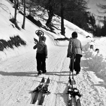 Rudlf Grass, Kinder mit Ski am Ofenpass Rudlf Grass, Kinder mit Ski am Ofenpass