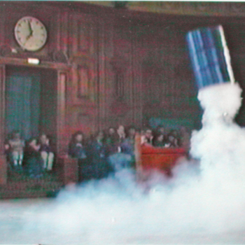 Roman Signer, Performance, Kunst-Buffet Badischer Bahnhof Basel, 1989