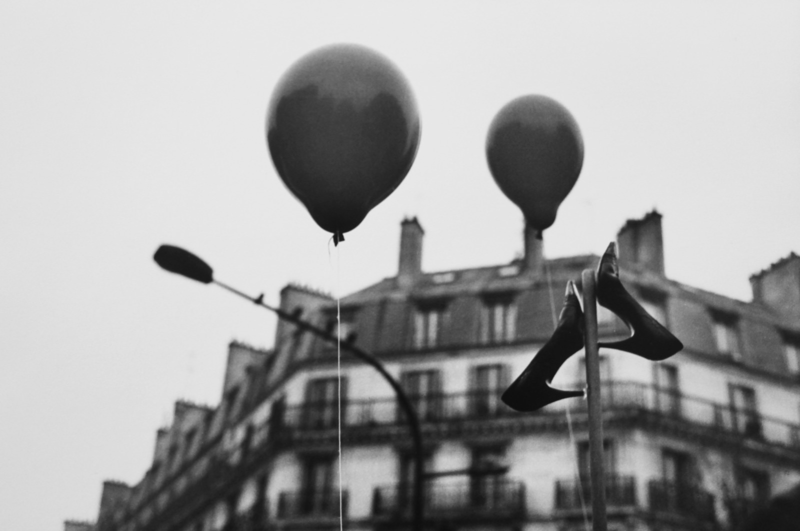 Víctor Flores Olea, Paris, 1981
Gelatin silver print 
23 x 34 cm (image) / 40,5 x 30,5 (sheet)
Signed verso