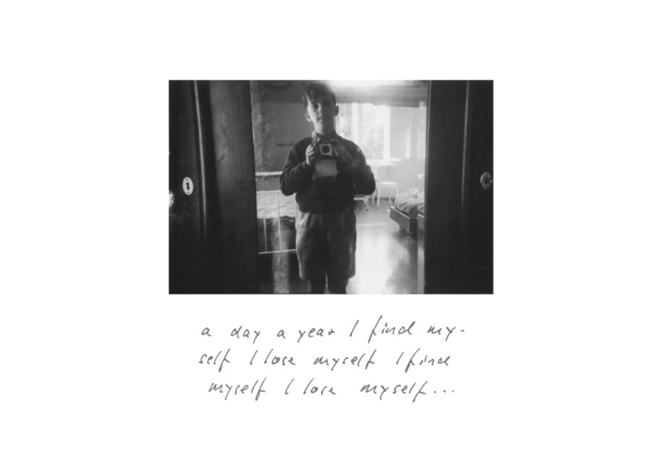 Christian Vogt, A Day a Year, 1981 – ongoing
9,5 x 13 cm (image) / 30,5 x 24 cm (sheet)
Gelatin silver print on Baryta  
Edition of 3