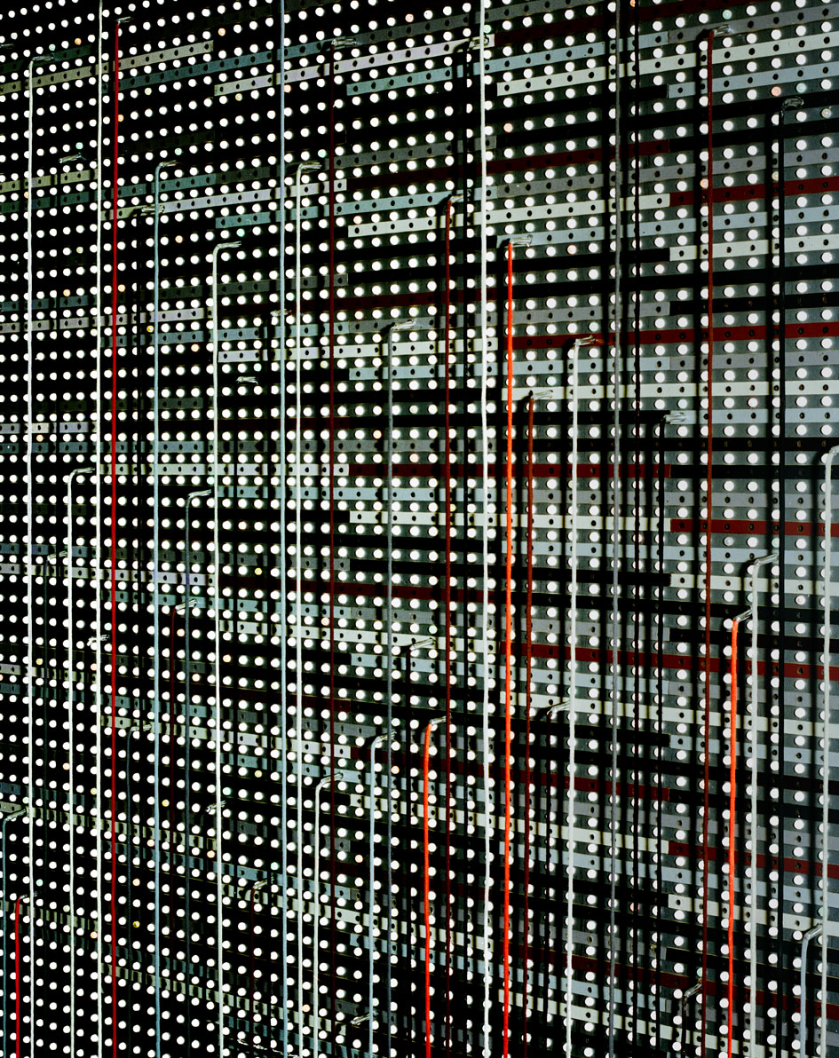 Sonja Braas, Switchboard, 2016
Pigment Print
176 x 144 cm
Edition of 8 + 2 AP 